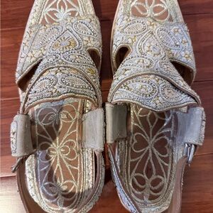 Beautifully Embroidered Pakistani Men’s Sandals